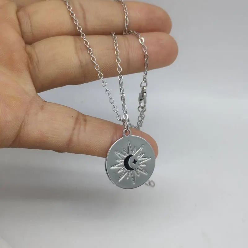 Minimalist Eclipse Role Play Ayan Khaotung Moon Star Round Pendant Necklace Couple Street Niche Jewelry Accessories BirthdayGift