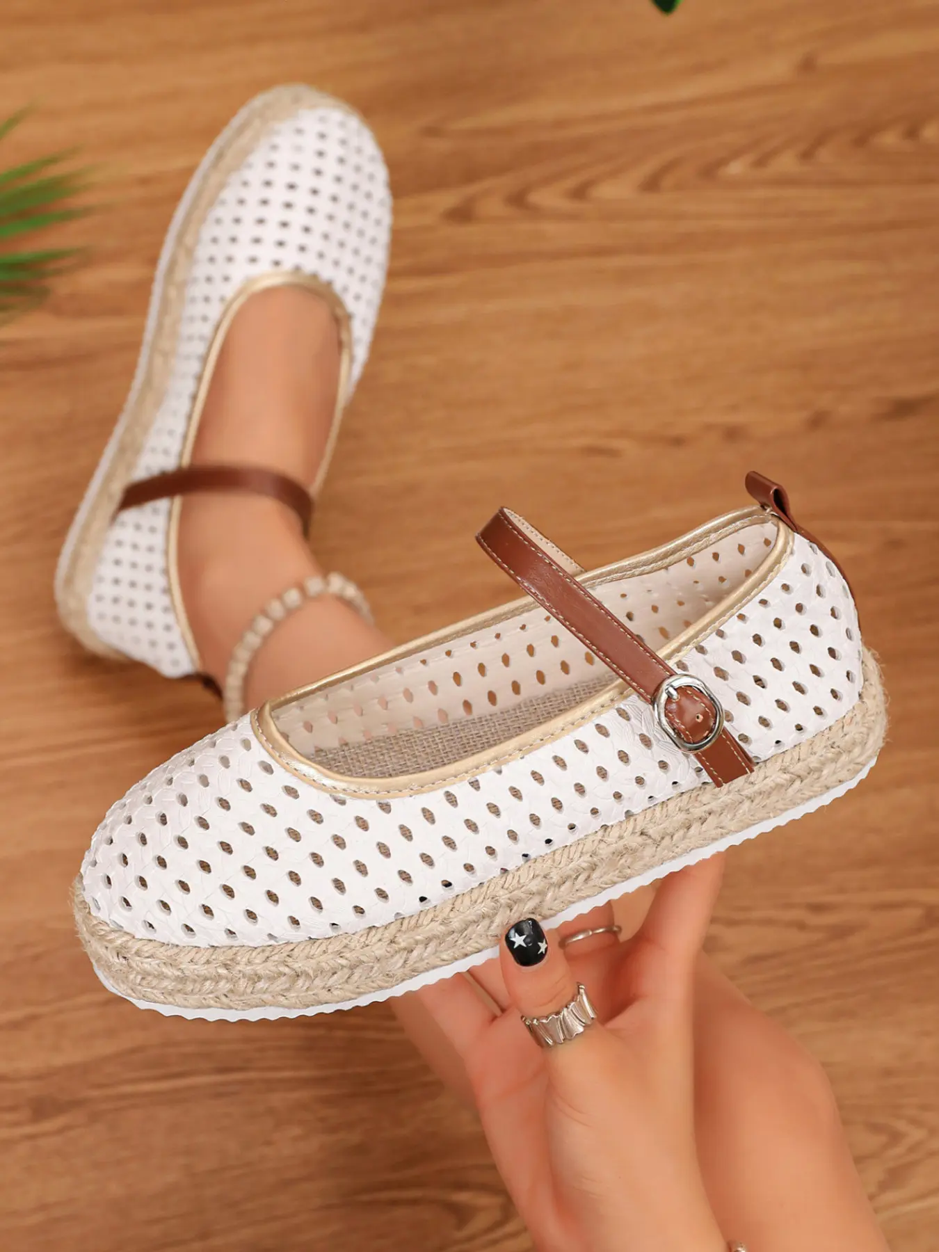 2026 New Women's Hollow Out Woven Mary Jane Flats, Adjustable Buckle Strap Jute Platform Espadrilles, Lightweight Breathable Casual Slip On Shoes for Summer Beach Daily Commute-