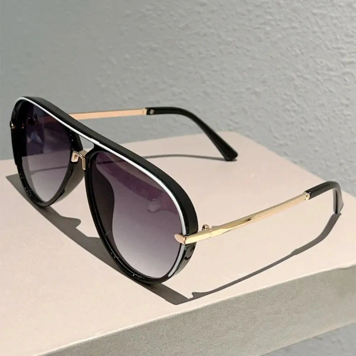 Retro Aviator Sunglasses for Women – Multi Color Gradient Lens Fashion Eyewear