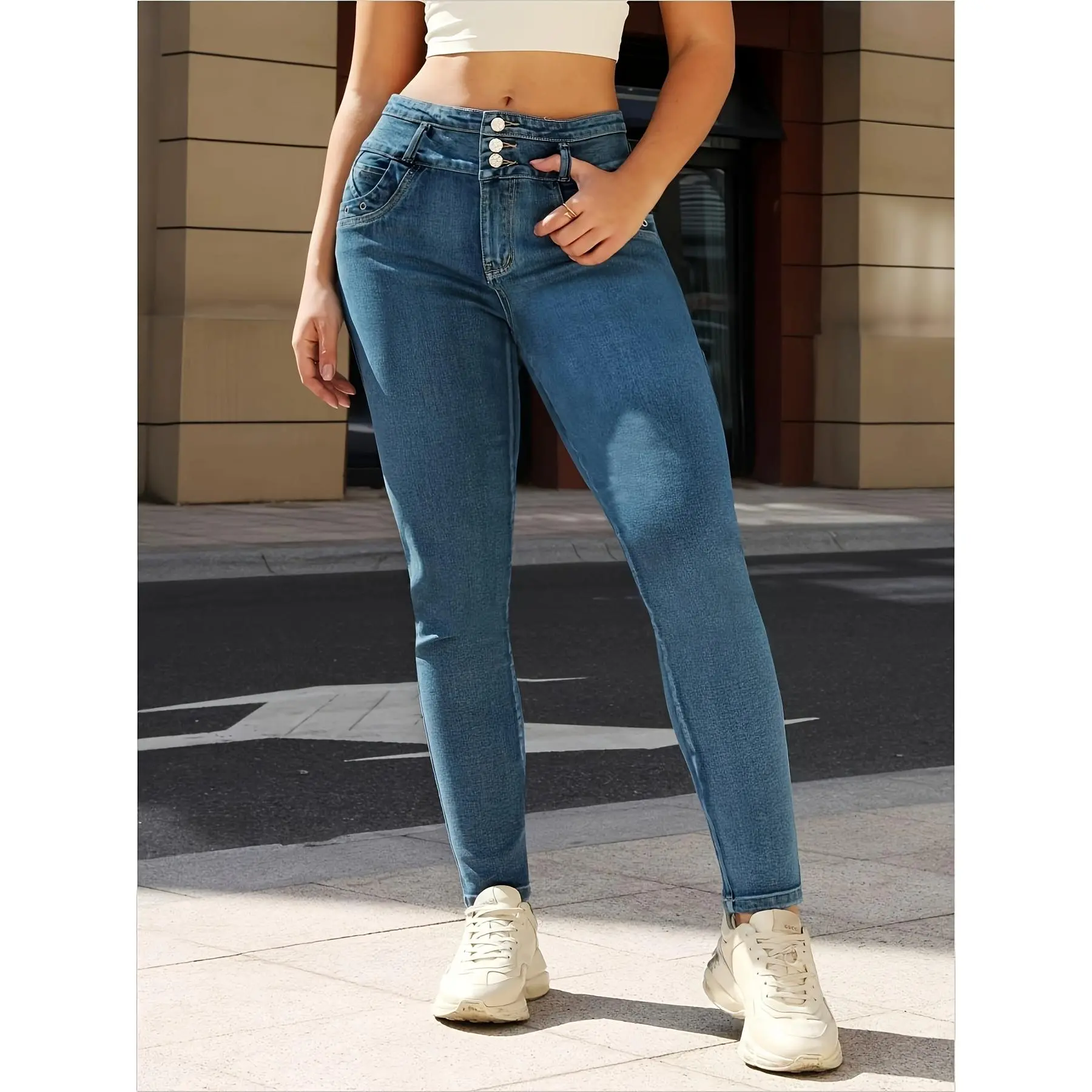 Washed Purple Front Button Pocket with Metal Eyelets, Elastic Slim Fit, Tight Fitting, Hip Lifting, Small Feet, Fashionable And Casual Women's Jeans
