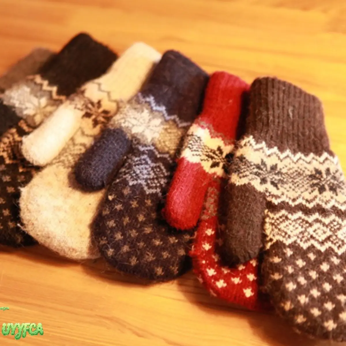 Knitted Winter Mittens for Women,Isle Snowflake Wool Blend Hand Warmers, Lined Thermal Full Finger Knit Gloves, Stretchy Cuff Cold Weather Accessory for Daily Walks, Ski Trips and Outdoor Holiday Activities