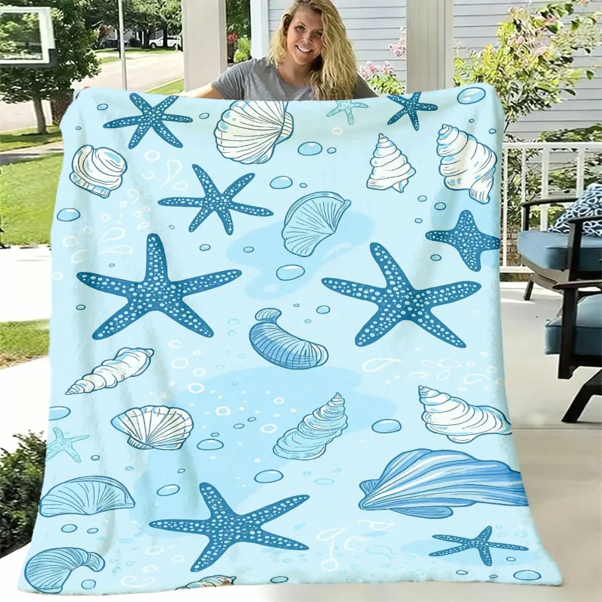 Ocean Starfish and Shell Fleece Blanket – Soft Coastal-Style Throw, Blue Beige Nautical Color Palette, Light Beige, All-Season Bed Cover and Sofa Blanket, a Thoughtful Gift for Holidays, Moving Celebrations, and Weddings