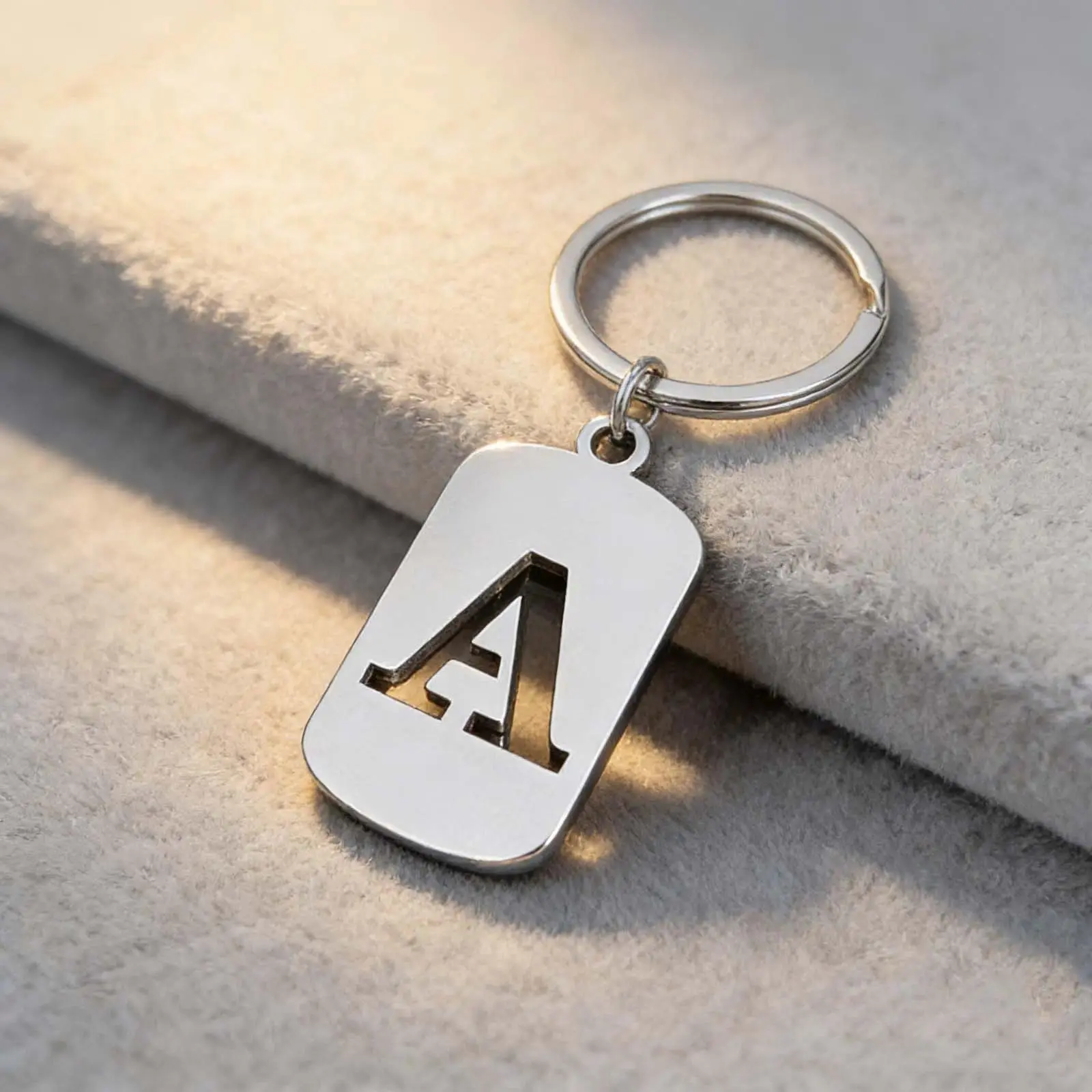 Unisex Titanium Steel Initial Keychain, Personalized 26-Letter Engraved Square Pendant, Minimalist Fashion Accessory, Keychains for Backpacks & Everyday Wear