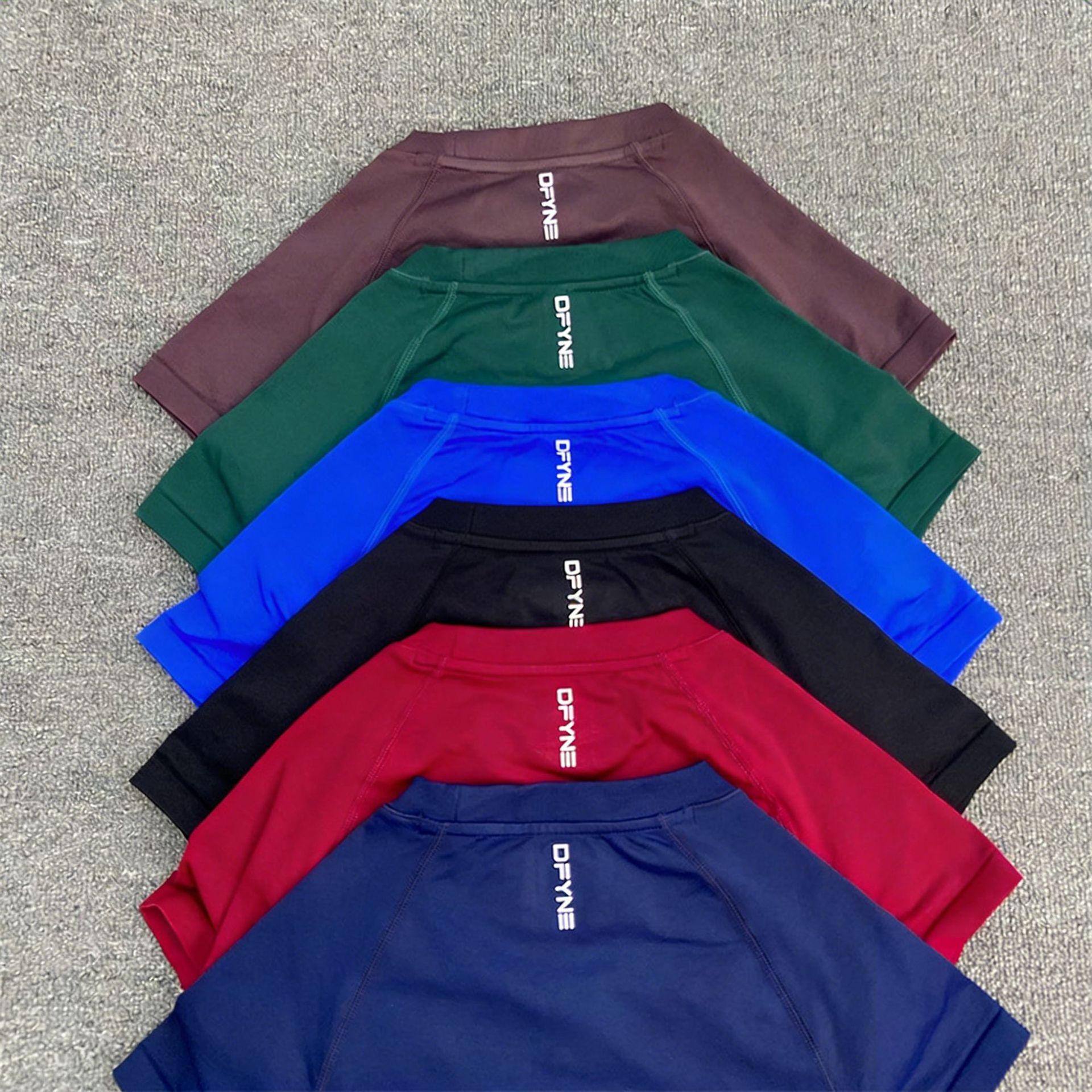 Say goodbye to stuffiness💦 DFYNE Seamless Knit Quick-Drying T-Shirt, making you love sweaty workout clothes