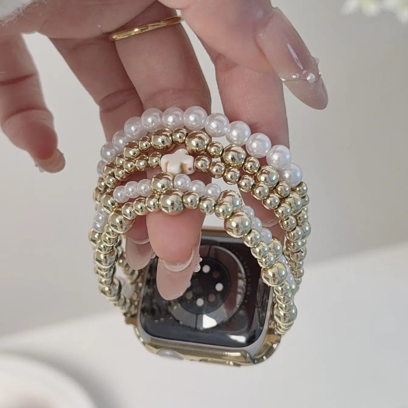 1 fashionable bead chain smart strap, with a cute and fashionable elastic rope, compatible with Apple Watch 38/40/41/42/44/45/46/49mm, suitable for Apple Watch series Ultra/SE/11/10/9/8/7/6/5/4/3/2/1, (strap only, watch and case not included) Watch Straps