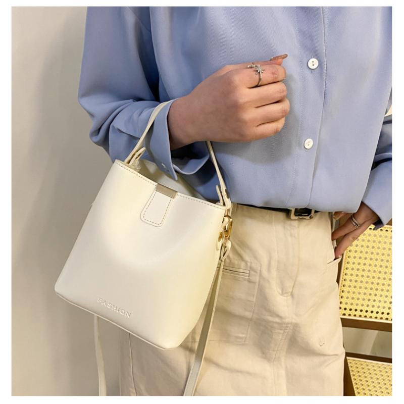 Small Fresh Day Bag Women's Popular Handheld Crossbody Bucket