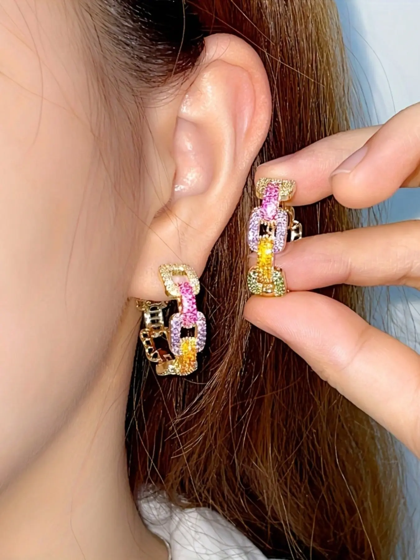 1 Pair of Colorful and Exquisite Chain-Designed Circular Earrings - Party Jewelry for Ladies