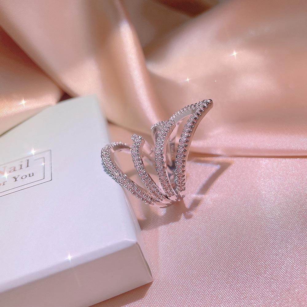 women's  rose golden net line  unique personality strip simple  Hypoallergenic Classic Elegant Radiant V-Band Synthetic Moissanite Engagement Anniversary  Ring