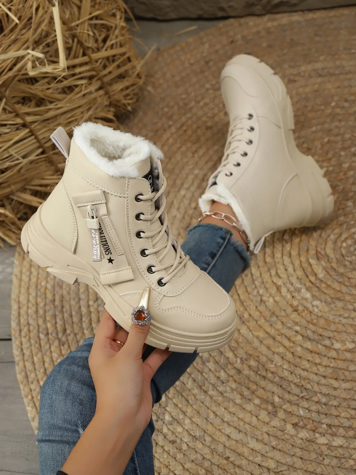 Women's Fleece Lined Snow Boots, Lace-Up High Top Non-Slip Thick Sole, Warm Autumn Winter Outdoor Comfort, Student Commute Casual Shoes