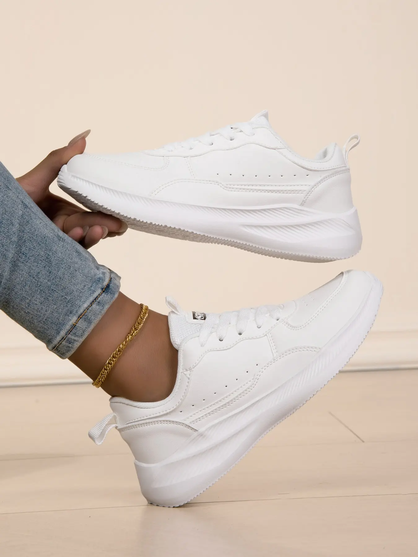 Pure Color Streamlined Thick Sole Running Shoes, Low Top Lace-Up Daily Commute Casual Shoes, Ideal for Shopping and Walking