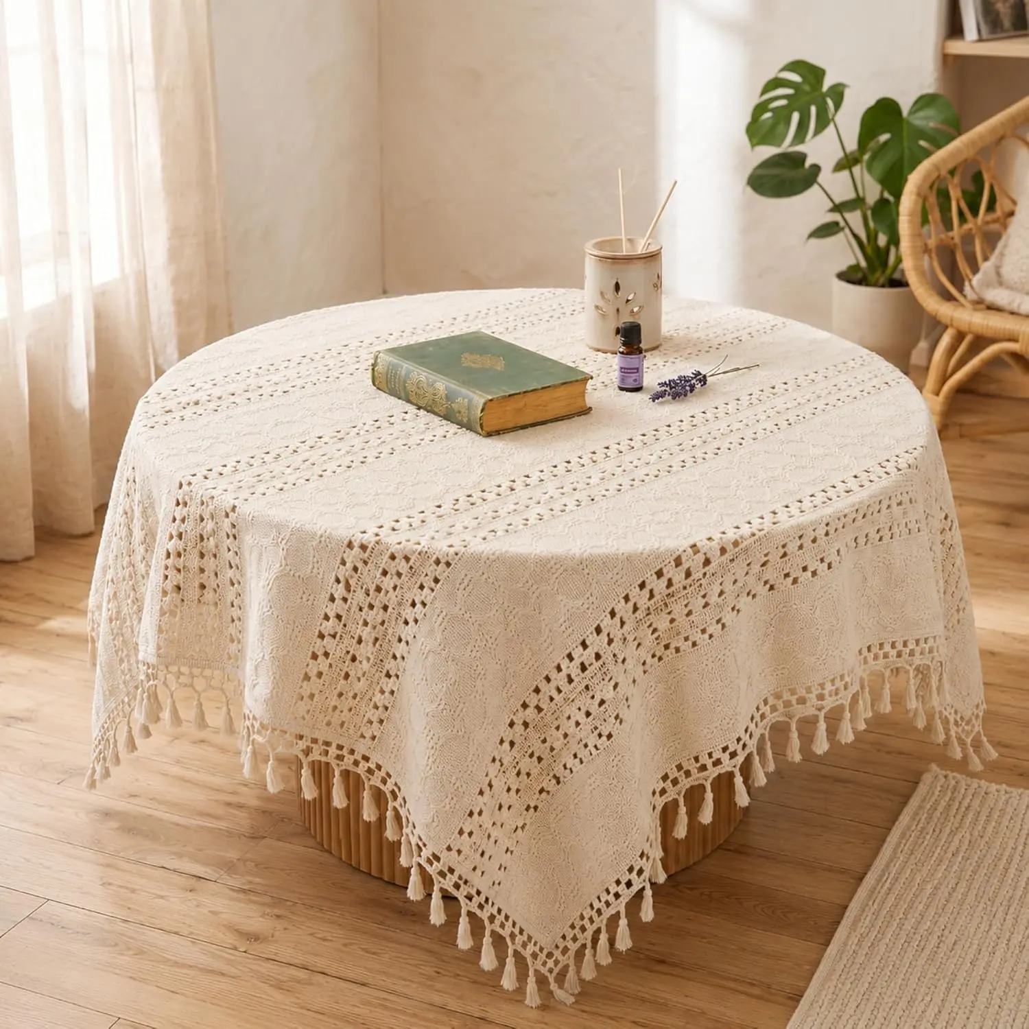 Vintage Crochet Tablecloth Lace Table Cloth Square Boho Farmhouse Doilies Beige Cotton Linen Table Cover with Tassels Rustic Hand Woven Tables Topper for Kitchen Dining Wedding Party Decor 35 Inch