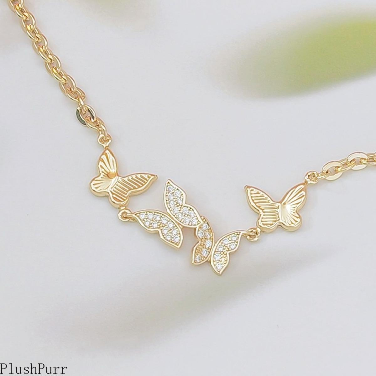 2026 Fashion Butterfly Bracelet—The Ultimate Gift for Your Best Friend. A true spring statement piece, featuring a captivating design that is effortlessly versatile—making it the perfect present for your dearest friends.