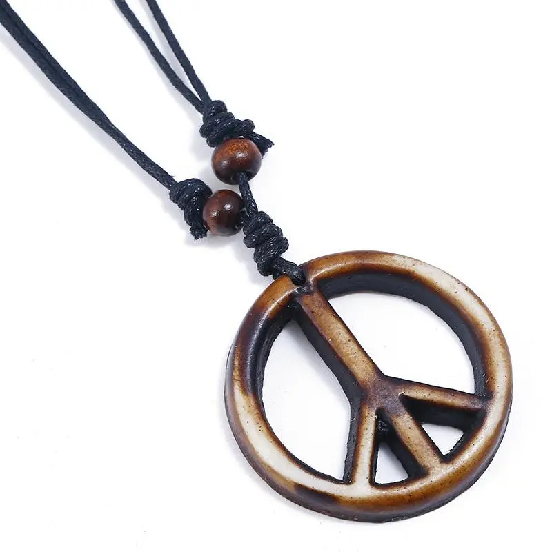 Elegant Resin Peace Sign Necklace with Letter Detail, Long Adjustable Black Cord, Metal Coating, Unisex 70s Style Boho Hippie Costume Jewelry for Daily Wear, Pendant, Retro, Hippie Style Necklaces, Lgbtq+ Symbolism Graphic Necklaces