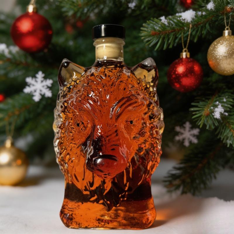 A wolf-shaped whisky bottle decoration, an empty whisky bottle, bar decoration, whisky lover, gift for father, tableware