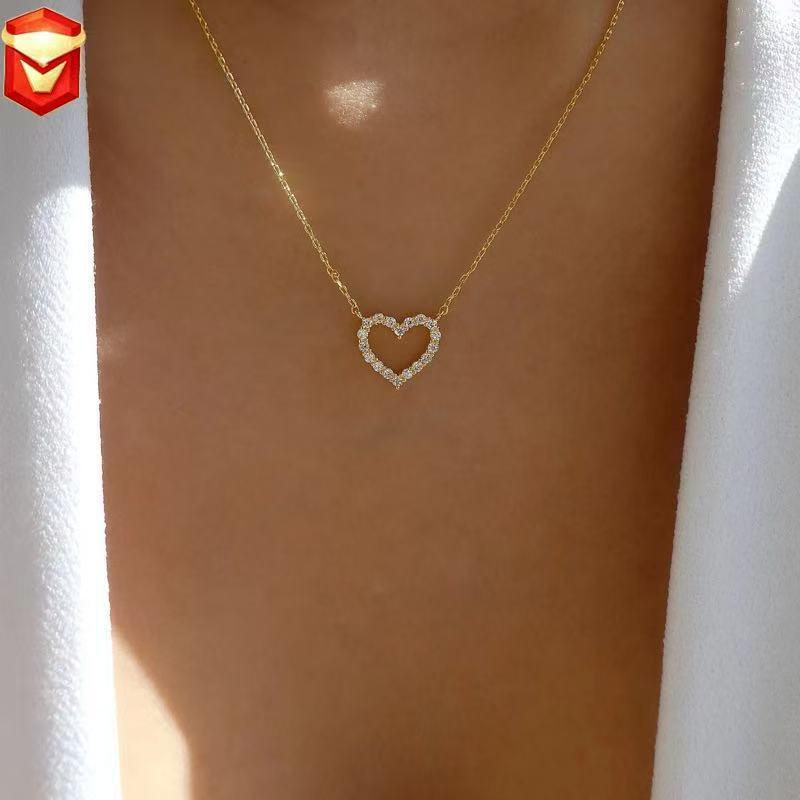 Versatile Diamond-Encrusted Heart-Shaped Collarbone Necklace for Women – Water Wave Chain, Gold Alloy