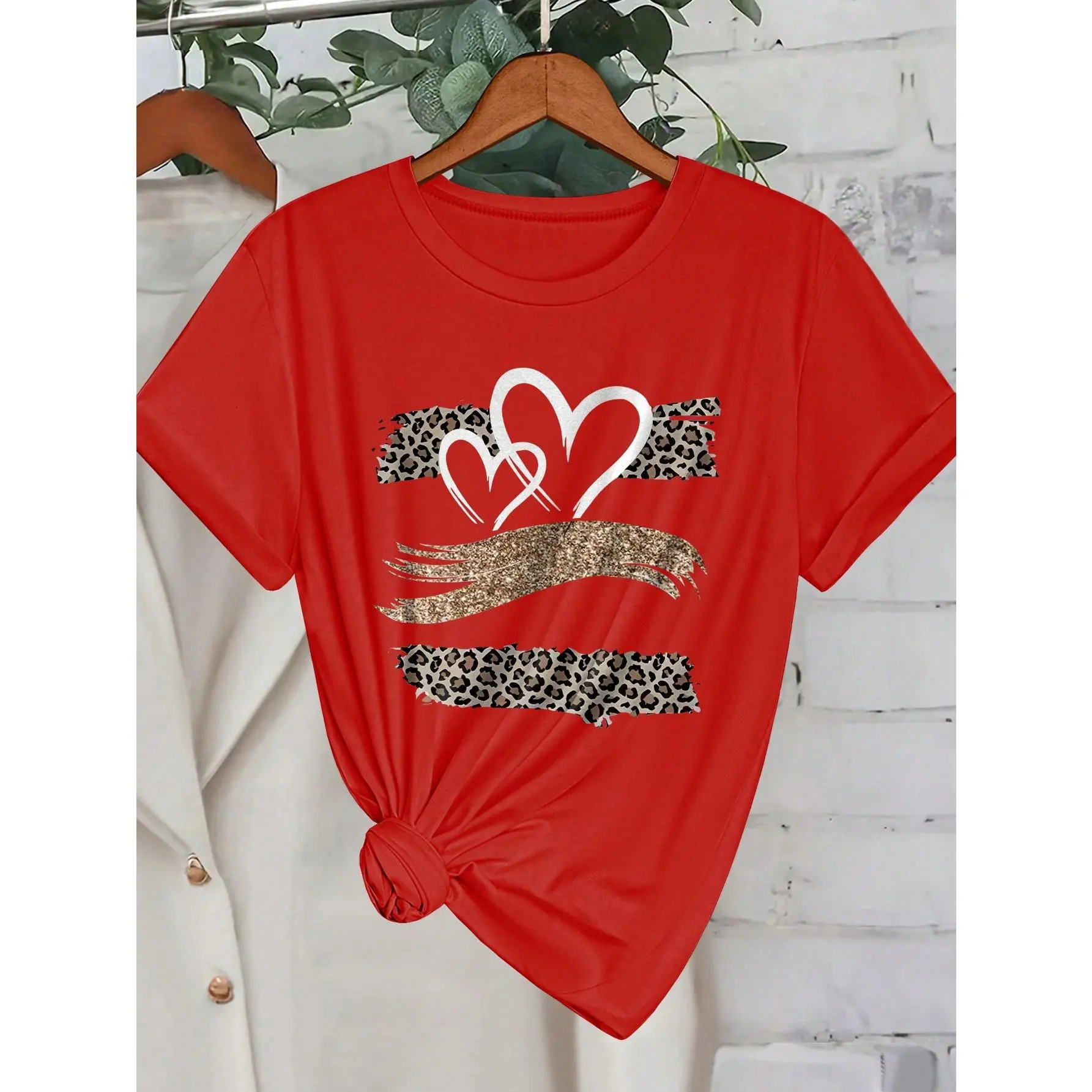 Women's Sporty Chic Round Neck Short-Sleeve Casual T-Shirt Top - Breathable Polyester Blend High-Stretch Elastane Fabric, Relaxed Fit, Unlined, Machine-Washable, All-Over Heart Leopard Print, 1-Piece for Outdoor Activities, Daily Wear