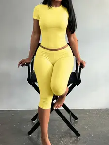 Lw Home Stretchy Bodycon Crop Top & Capri Leggings Two Piece Outfit, Light Color Sheer / Black Opaque，Perfect For Summer