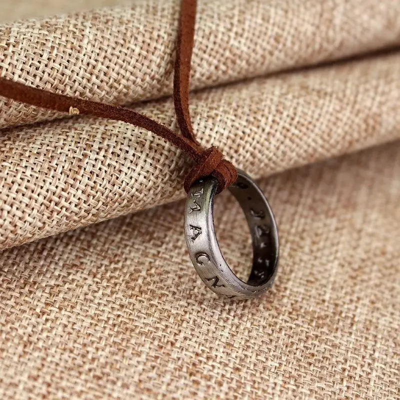 Game Uncharted 4 Necklace Thief's End Nathan Drake Pendant Necklace Long Short Chain Pirate Skull Coin Jewelry Fans Collection