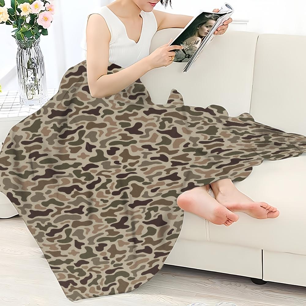 [Soft Camouflage Blanket] Soft, Lightweight Camouflage Series Digital Print Flannel Blanket All-Season Comfort for Bed, Sofa, Camping & Travel Green, Brown & Beige Camo Pattern, Polyester Fabric, Travel Blanket-280GSM