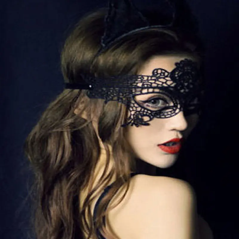 Women's Elegant Black Half-Mask - 1pc Sexy Gothic Lace Mask with Exquisite Cutout, Adjustable Size, Breathable, Princess & Knight Style for Halloween, Cosplay, Masquerade Parties