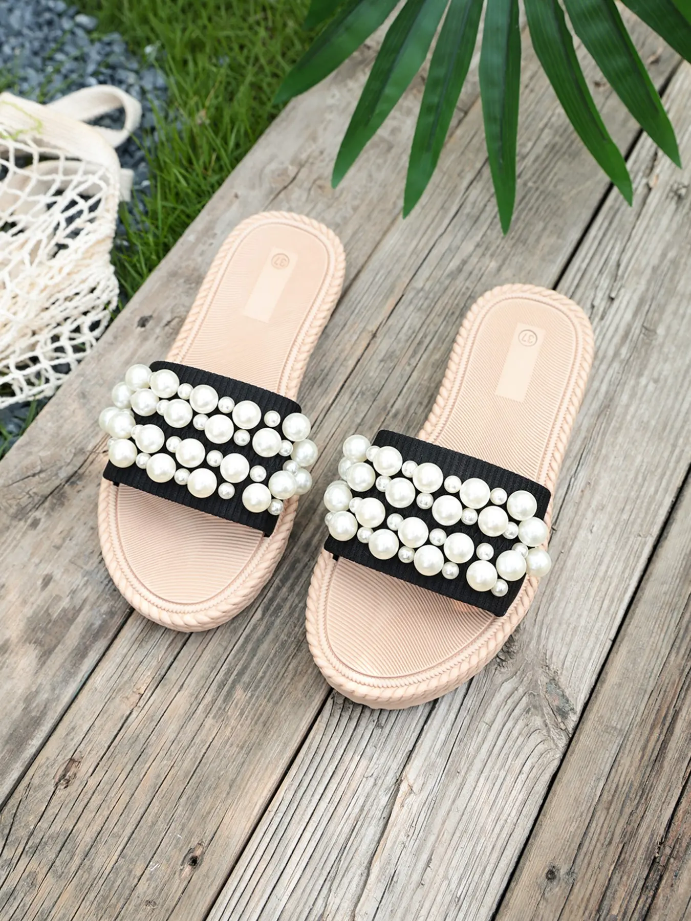 Women's Cluster Pearl Decor Slide Sandals Single Strap Woven Textured Platform Flat Slip On Non Slip Summer Beach Vacation Footwear Black White Sage Green Multi Colors