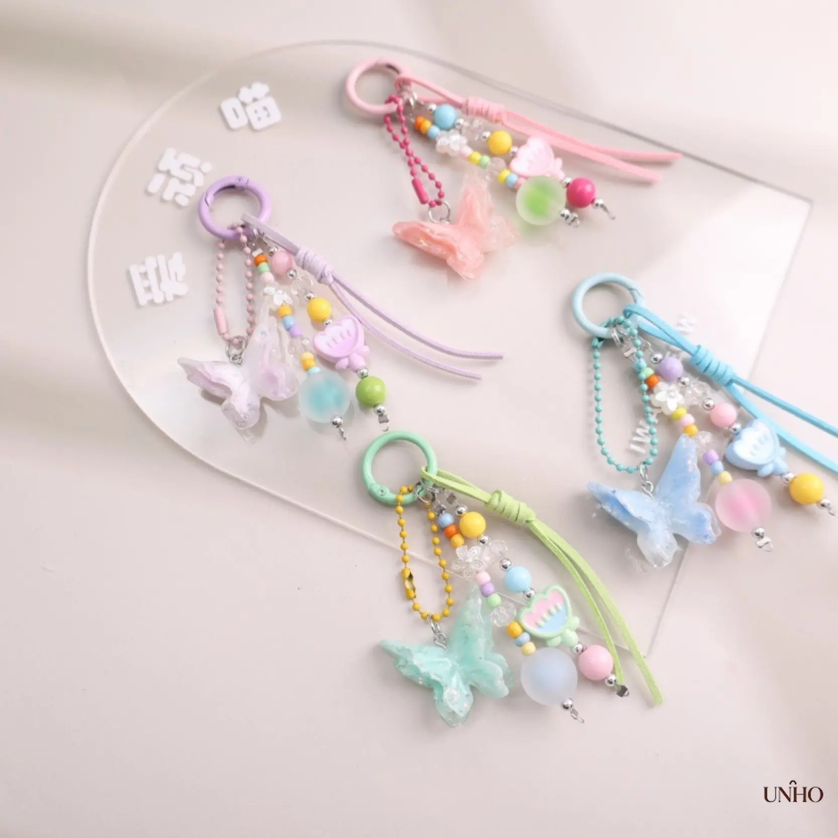 New Resin Flower&Butterfly Keychain - Cute Bag Accessory for Girls, Ins Fresh Aesthetic School Bag Pendant, Ideal for Daily Decor, Holiday Gifting