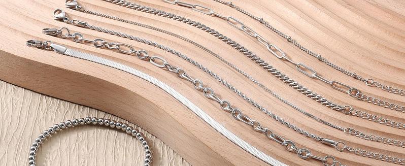 Sanfenly 8Pcs Gold Bracelets For Women, 14K Real Gold Plated Dainty Trendy Stackable Stacking Bracelets Chain Charm Link Paperclip Beaded Bracelet Stainless Steel Stretch Layered Women's Bracelet Sets