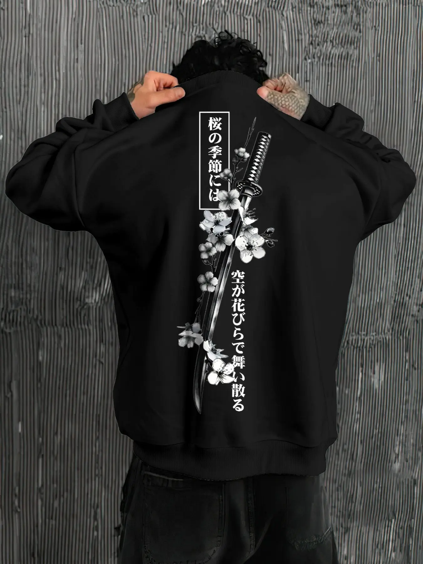Men's Anime Samurai Sword Graphic Pullover Sweatshirt Vintage Japanese Kanji Loose Casual Sweatshirt for Autumn Winter