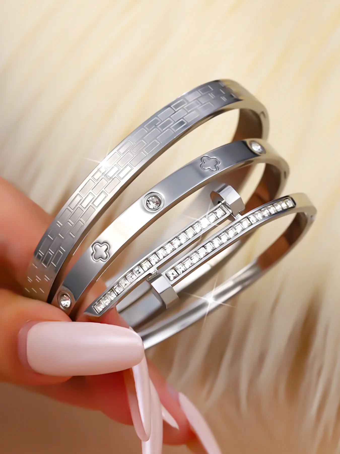 Elegant Silver Color Titanium Bangle Set, Classic Clover & Geometric Patterns, Stackable Open Design, Perfect for Daily Wear & Gifts