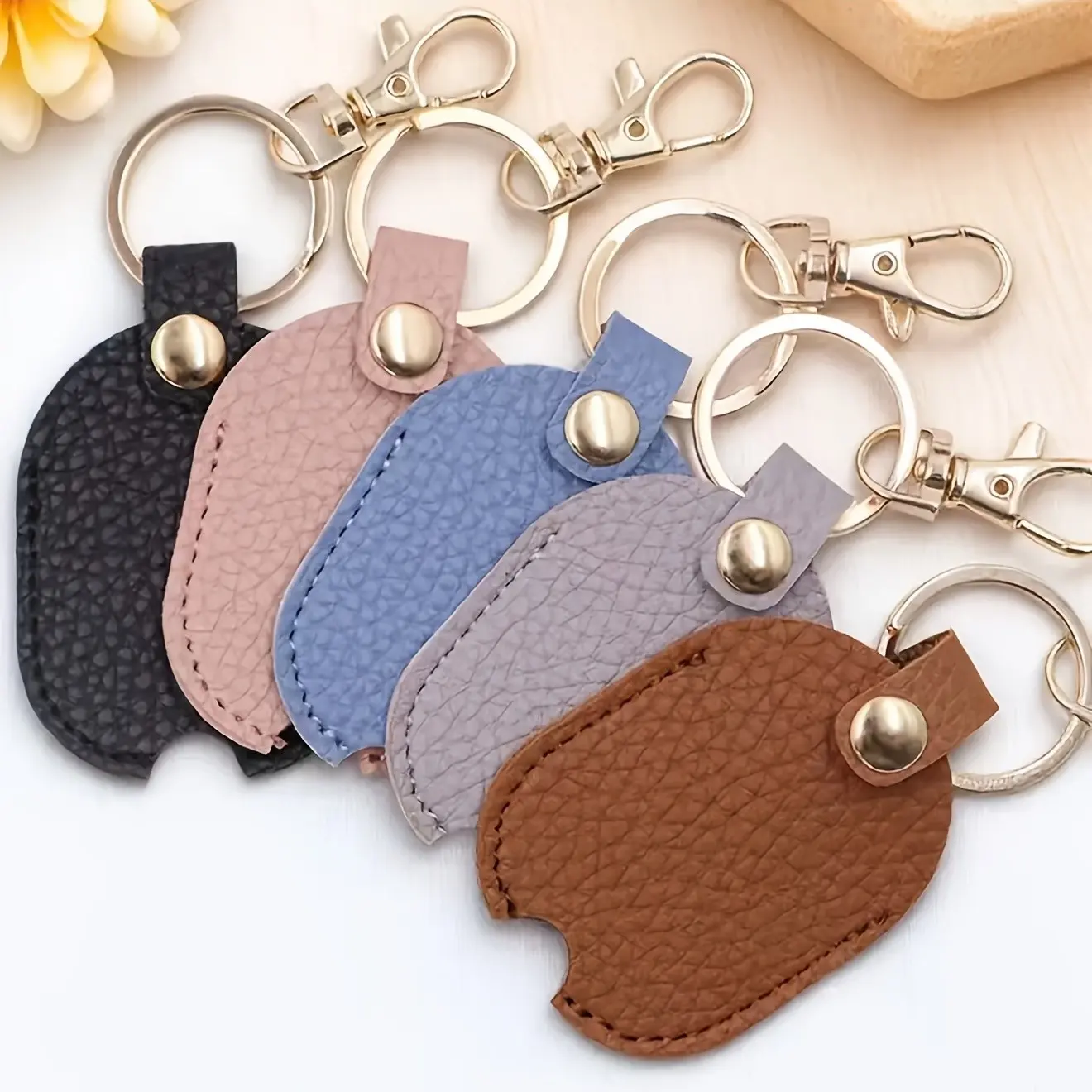 2pcs Faux Leather Car Key Covers • Key Covers for Car Keys • Anti-Wear Key Pouches with Anti-Loss Door Lock Chains • Stylish Car Key Head Protectors • Men's Key Rings • Father's Day, Mother's Day, Graduation Season Gift