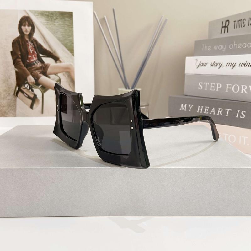 Oversized Gradient  for Women And Men – Green To Clear Frame, Anti-Reflective Lenses, Lightweight Metal Hinge, Stylish Eyewear for Parties, Photography, And Street Style Vintage Tortoiseshell  outdoor glass uv400 lens blinged sunglasses fall ses