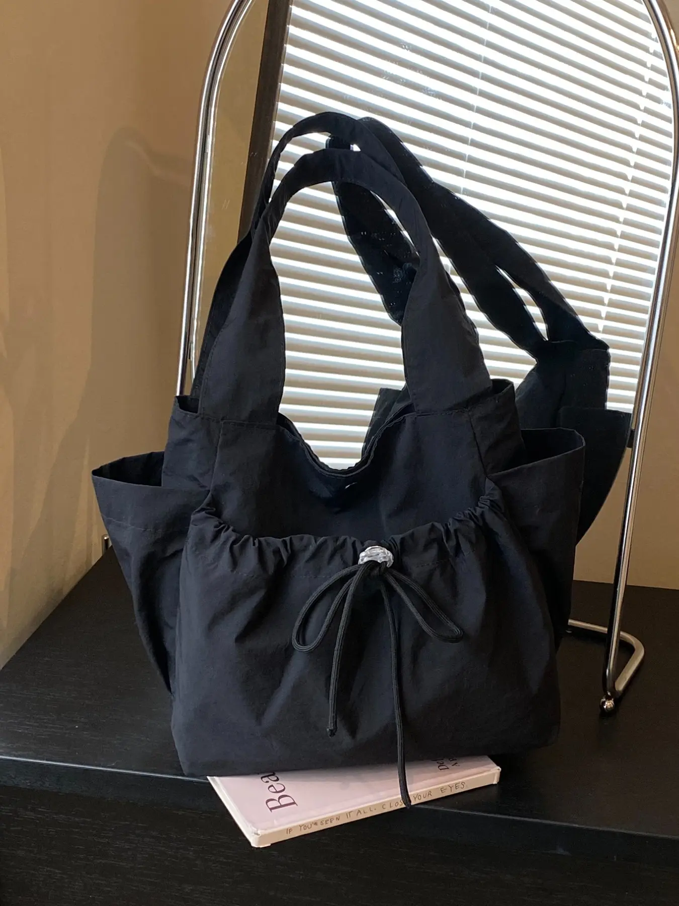 Women's Summer Fashion Plain Nylon Crossbody Shoulder Bag, Casual Large Capacity Zipper Bag, Lightweight for Work and Daily Use