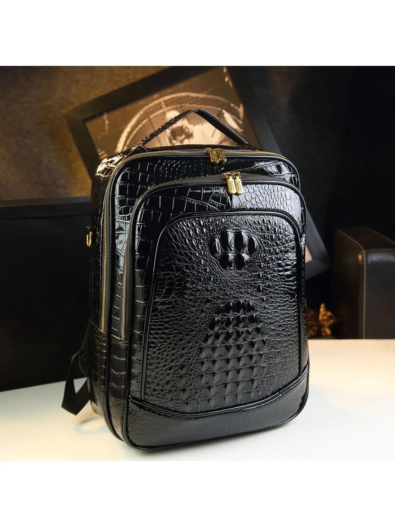 Crocodile-Textured Large-Capacity Schoolbag, Waterproof Lightweight Backpack, Premium-Style Outdoor Commute Laptop Bag, Laptop Travel Backpack