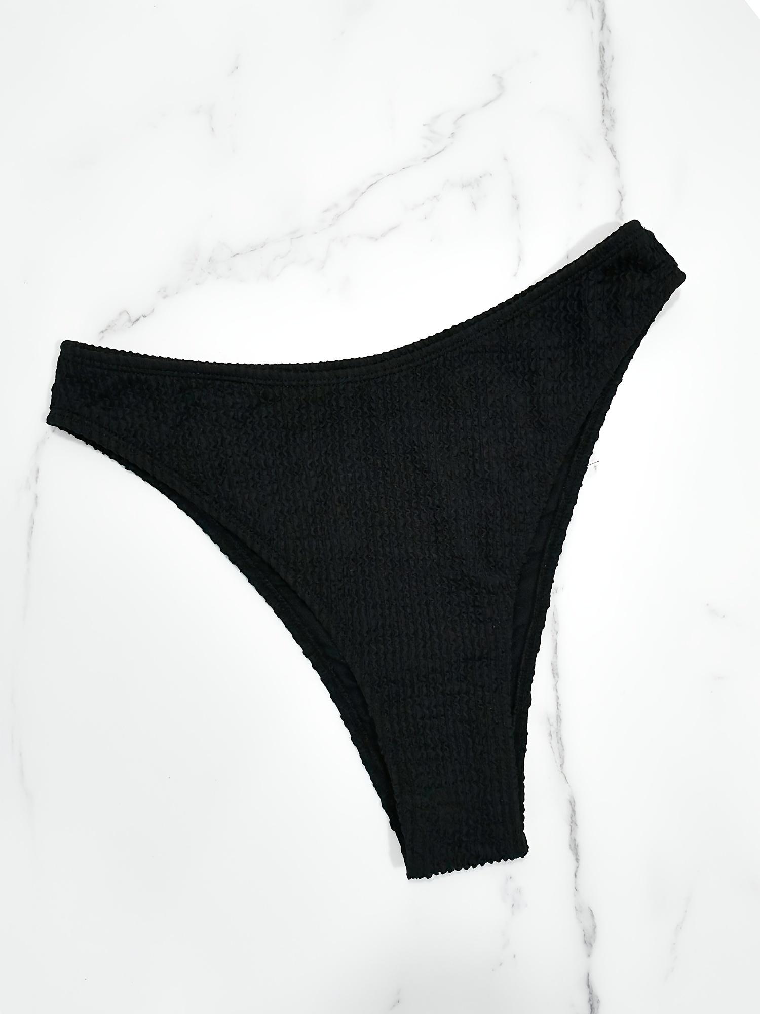 New Fashion Sexy Bikini Hot Spring Swimsuit Women's European and American Beach Two-Piece Swimsuit in Black