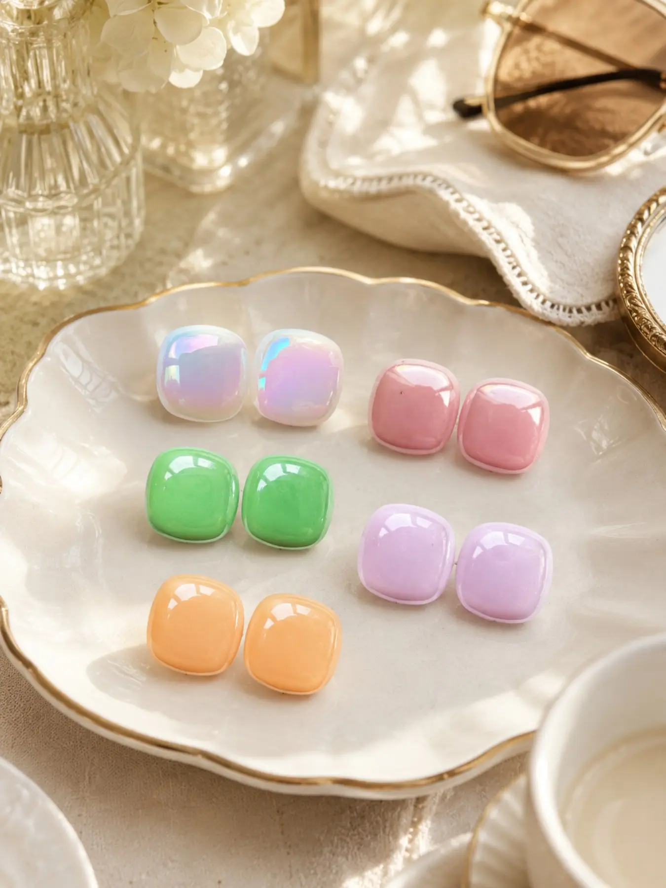 5PCS Square Pearl Look Stud Earrings Set for Women Girls, Glossy Rounded Geometric Button Earrings in Iridescent White Pink Green Purple and Peach, Y2K Back to School Jewelry, Holiday Gift for Her