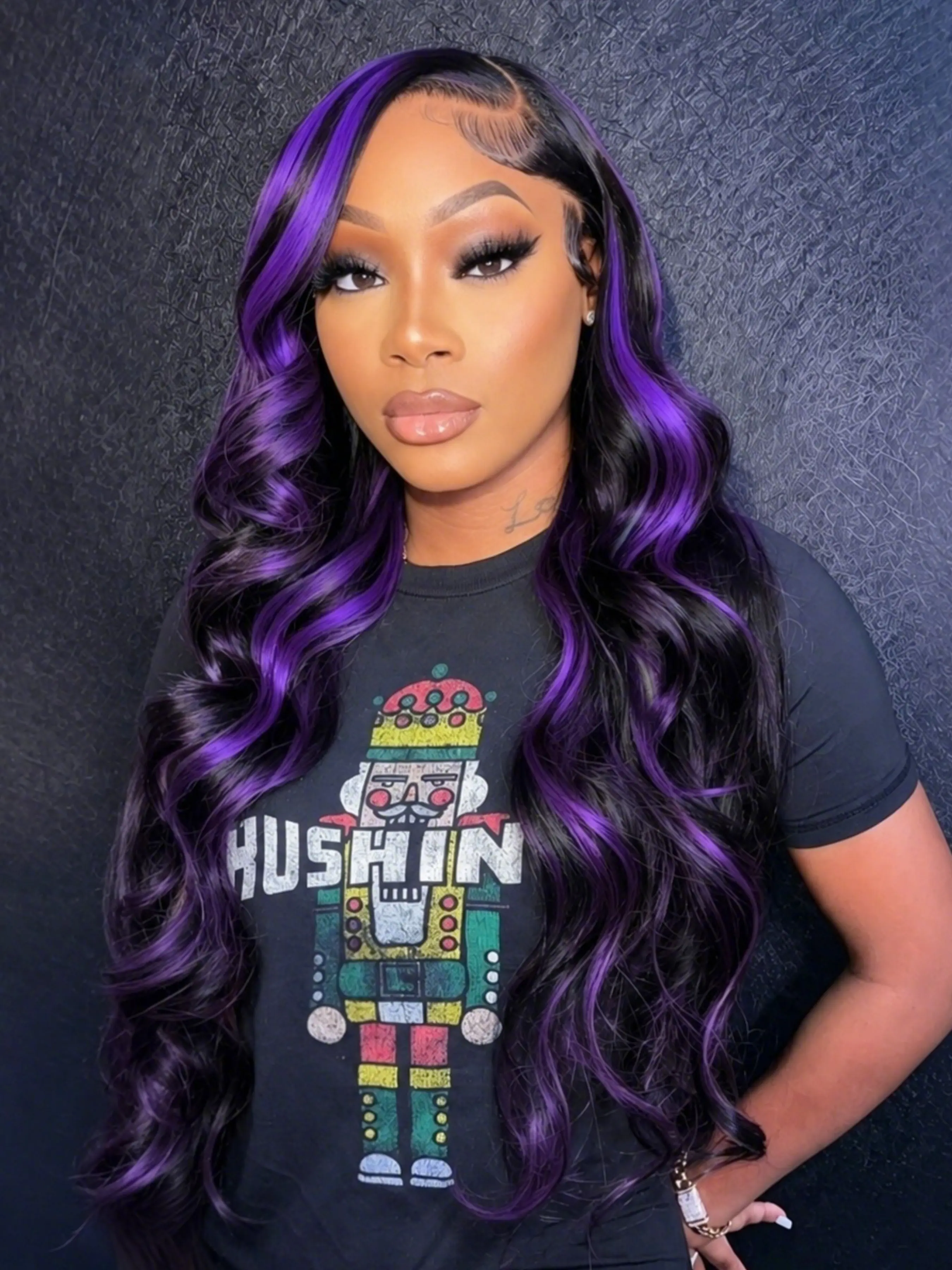 Black Purple Highlight Wig 13x4 Lace Front Wigs Skunk Stripe Highlight Wig Free Parting Body Wave Wig, Frontal Bouncy Wig Pre-Plucked Natural Hairline Heat-Resistant Synthetic Wig for Women Daily Wear Festival Party 28 Inches