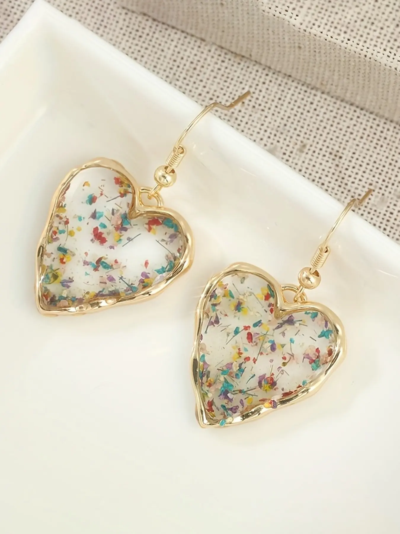 [Flower Resin Earrings] Handmade Pressed Flower Resin Earrings, Heart Confetti Dangle Jewelry Accessories, Flower Earrings, Resin Earrings, Flower Resin Drop Earrings