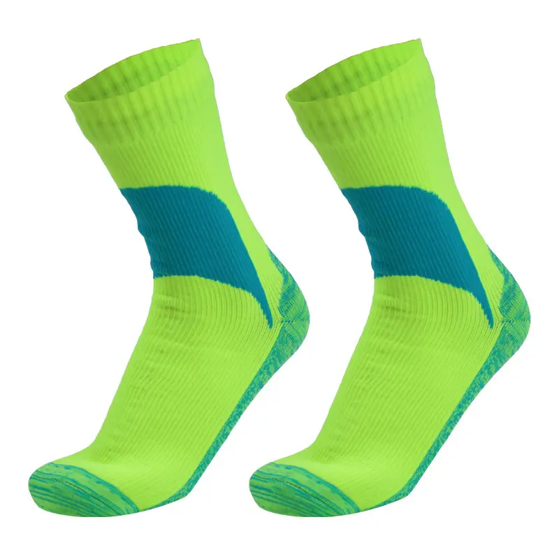 Unisex Waterproof Hiking Socks, Long Crew Length Breathable Quick-Dry Outdoor Socks with Arch Support & Anti-Slip Grip for Winter Camping, Fishing, and Diving, Anti-Slip Grip Sports Socks, Breathable Quick Dry Sports Socks