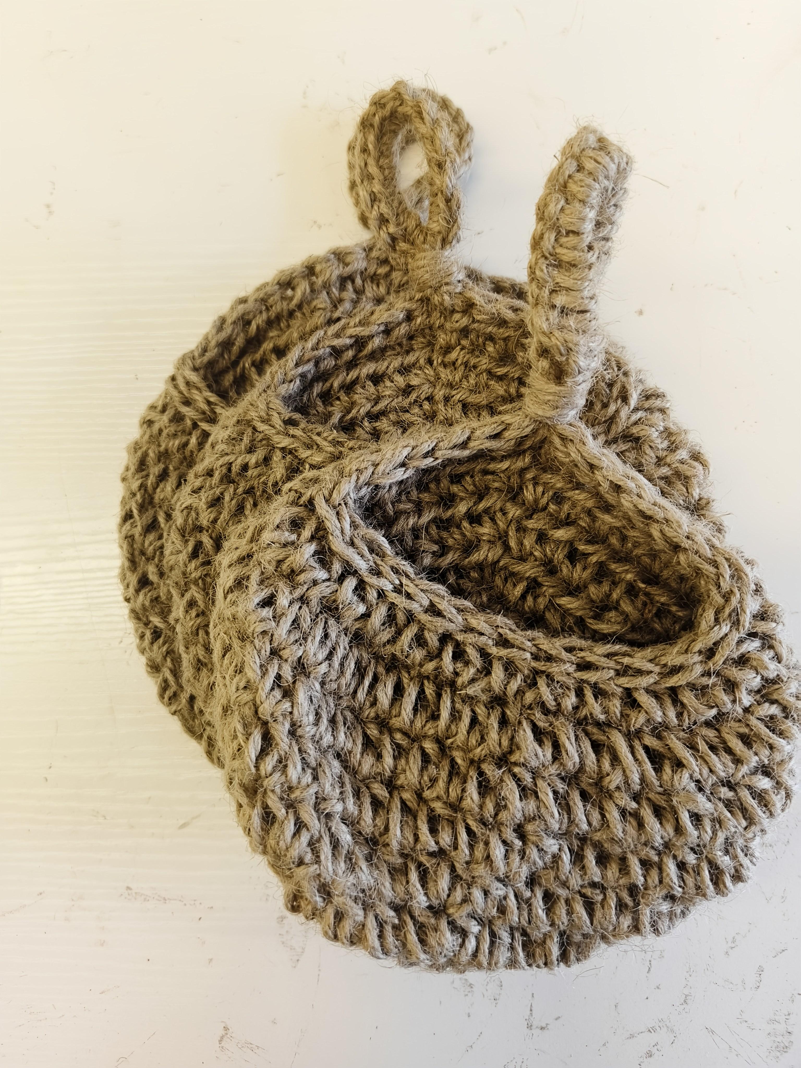 3pcs Bohemian style wall hanging basket, a small and cute kitchen fruit and vegetable storage basket, suitable for garlic and onion, home and dining decoration, Shelf Baskets