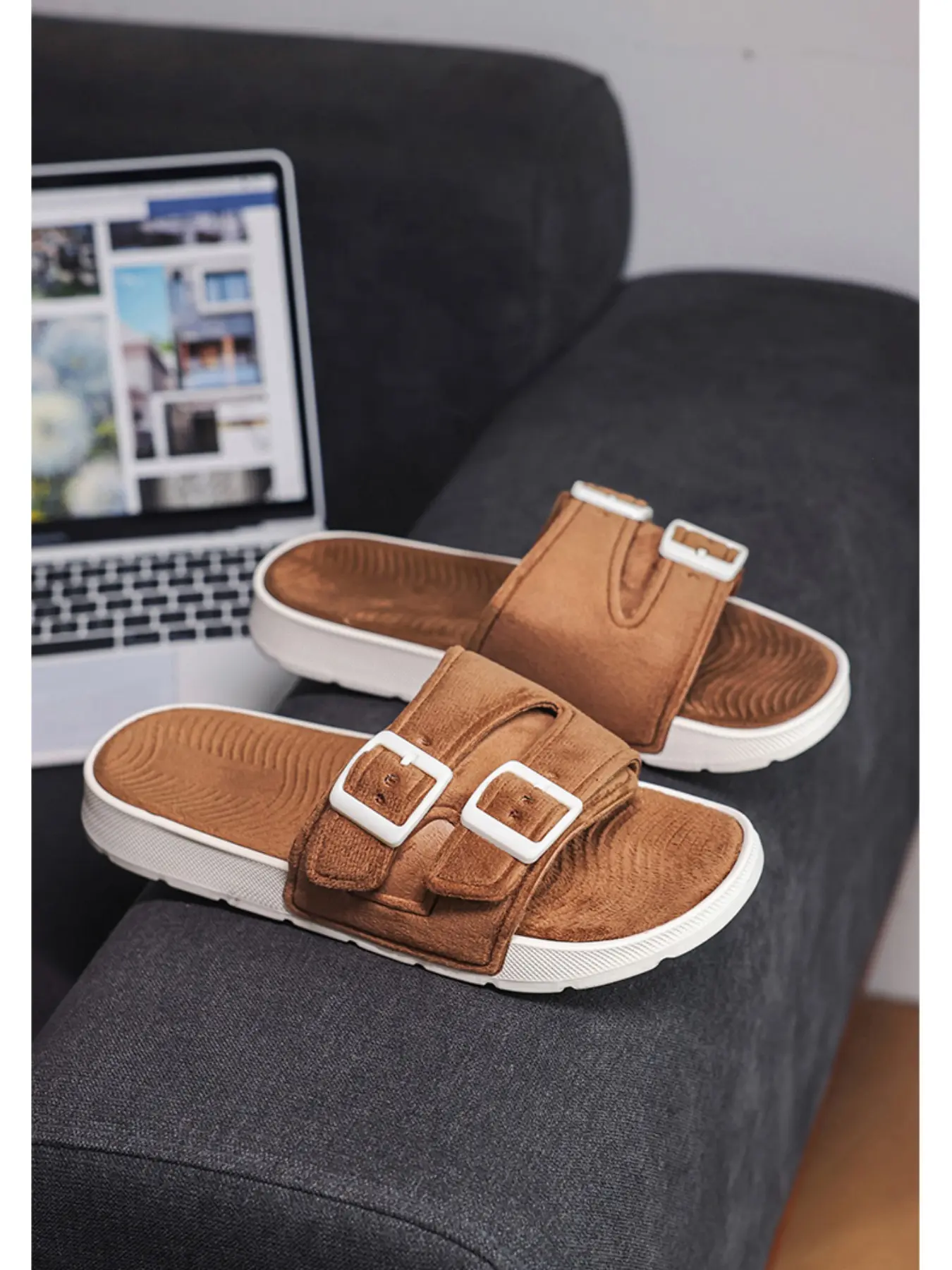 Men's Summer Sandals, Thick Sole Soft Bottom, Fashionable Anti-Slip Beach Swim Slippers, Trendy Unisex Flip Flops, Size 46-47
