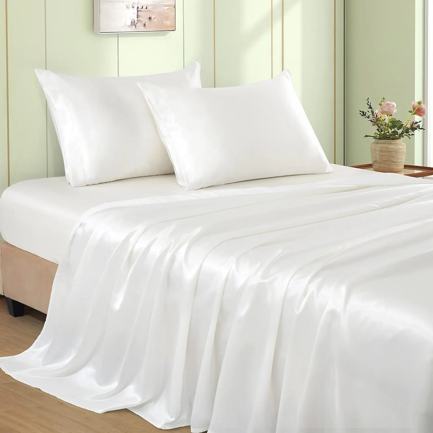 3pcs Ivory White Sheets Twin Size Bed Set, 15 Inch Deep Sheet Set, Soft Bedding Set Cooling & Luxury Bed Sheets, 1 Fitted Sheet + 1 Flat Sheet + 1 Pillowcase