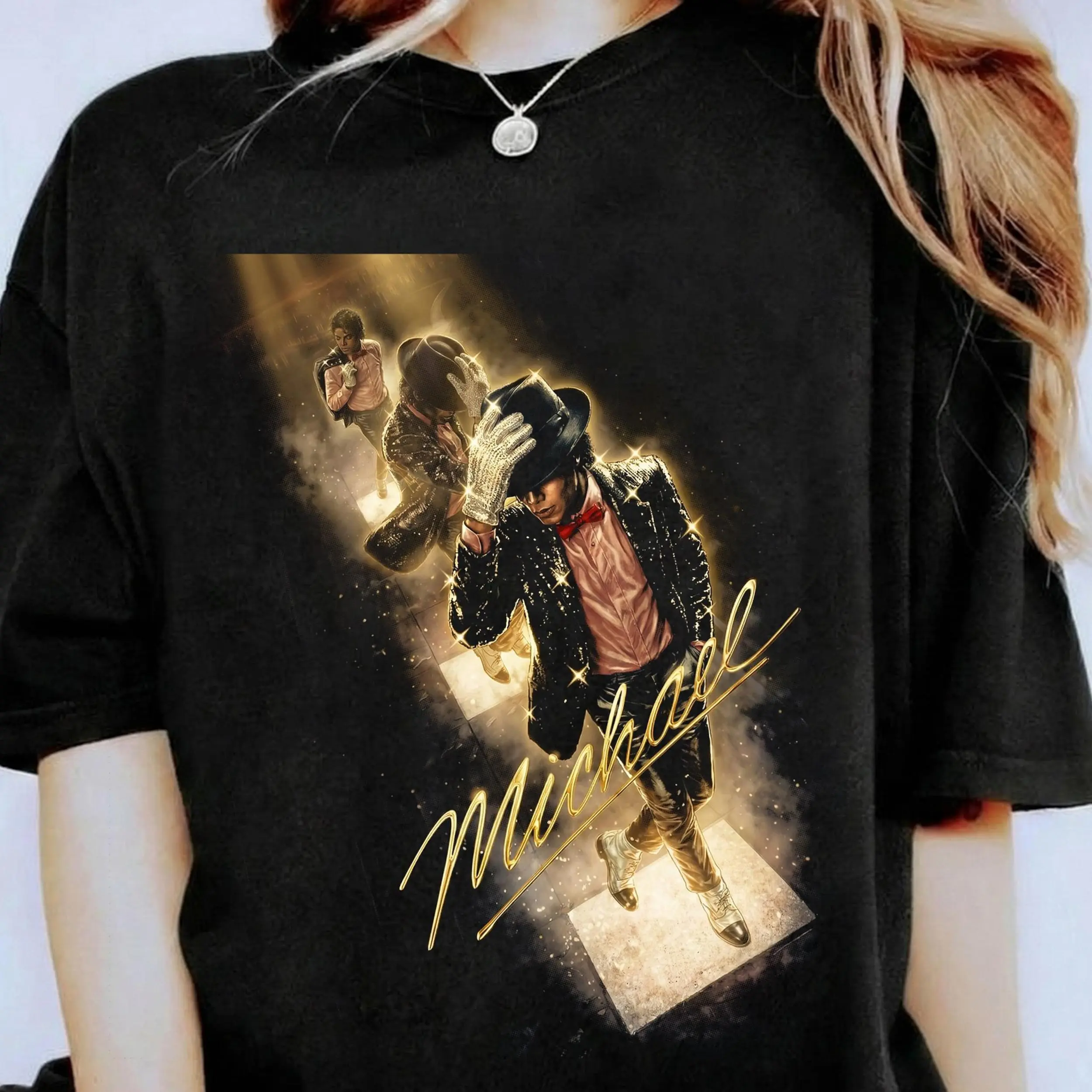 T-shirt with Michael Jackson Graphic in Medium Tones, Youth T-shirt of the King of Pop Music MJ, Unisex Retro MJ Music T-shirt, Perfect Gift for Men, Women, and Children