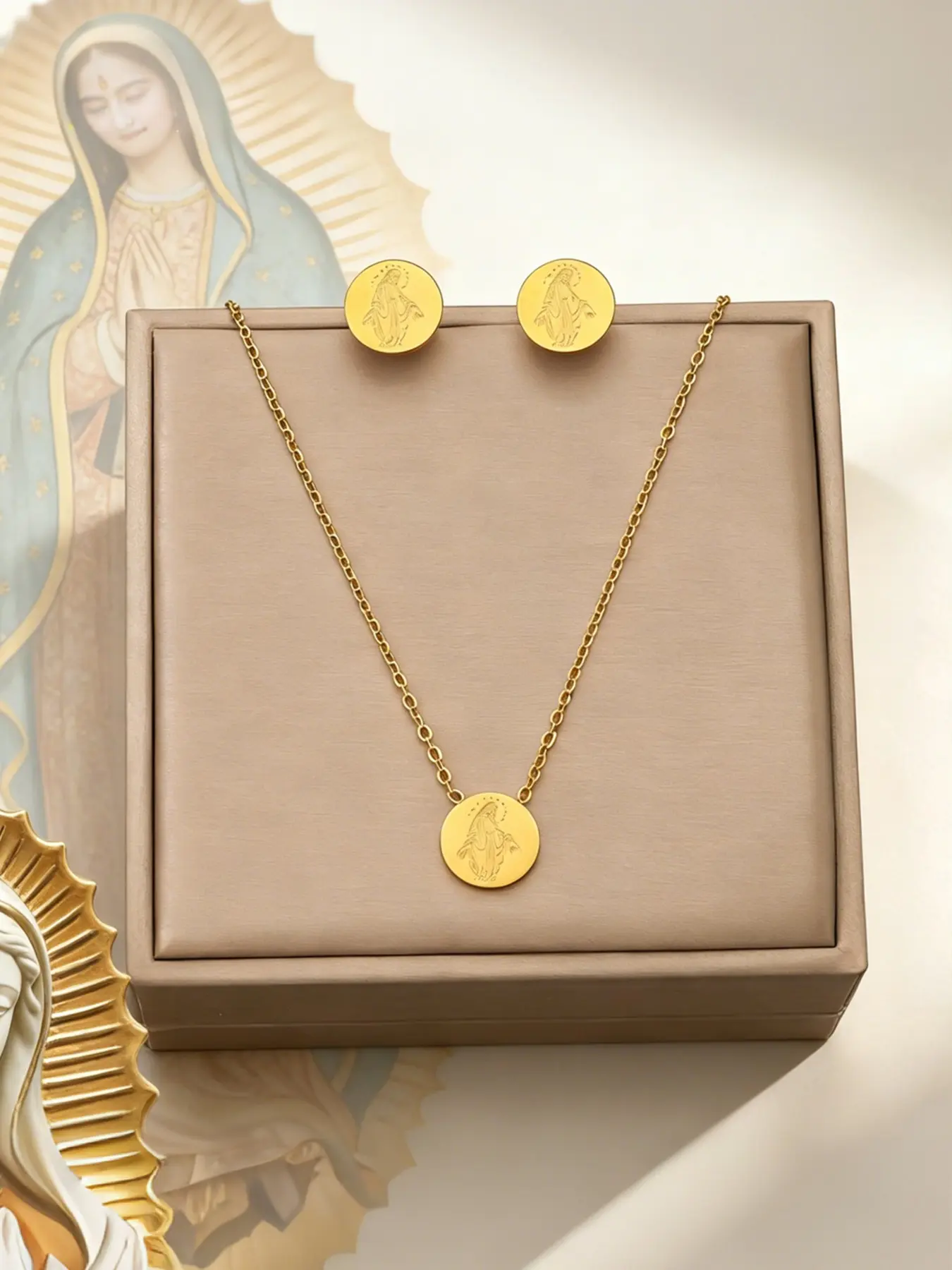 1set/3pcs Retro Classic Religious Element Design with Our Lady of Grace Miraculous Medal Necklace Earrings Set, Virgin Guadalupe Coin Pendant-Trendy Catholic Jewelry for Women, Popular in US, Europe & Latin America, Perfect Gift for Daily&Christmas