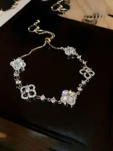 Luxurious Zircon Four-Leaf Clover Bracelet, Elegant Hollow Design, Adjustable Water Drill, Perfect for Women, Ideal Gift for Parties, Dates, Vacations