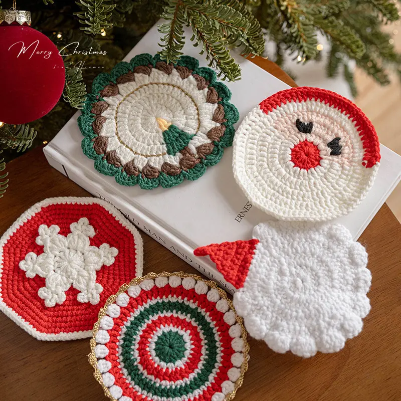 Handmade Crochet Christmas Coaster, Cute Xmas Santa Snowflake Candle Pattern Knitted Cup Mat, Heat‑Resistant Table Decor Pad for Holiday Home Kitchen, 6 Styles Available