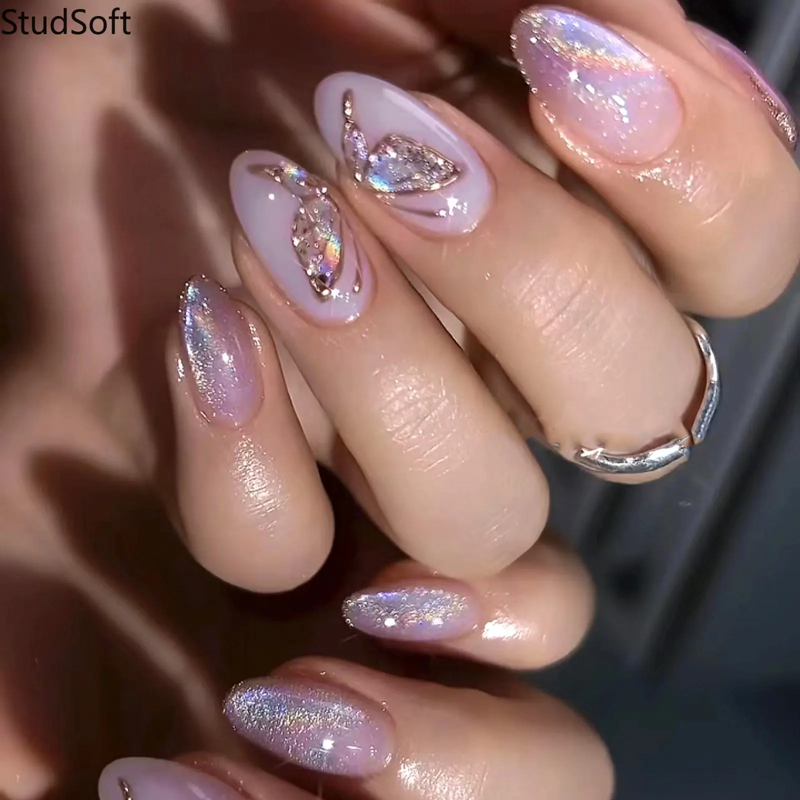 Press on Nails for Women, 24 Pcs Glossy Purple Cat Eye & 3D Butterfly, Medium Oval Full Coverage Acrylic Tips, Wedding Wear Nail Art Supplies, Fake Tips, Glossy Finish, Oval Shape