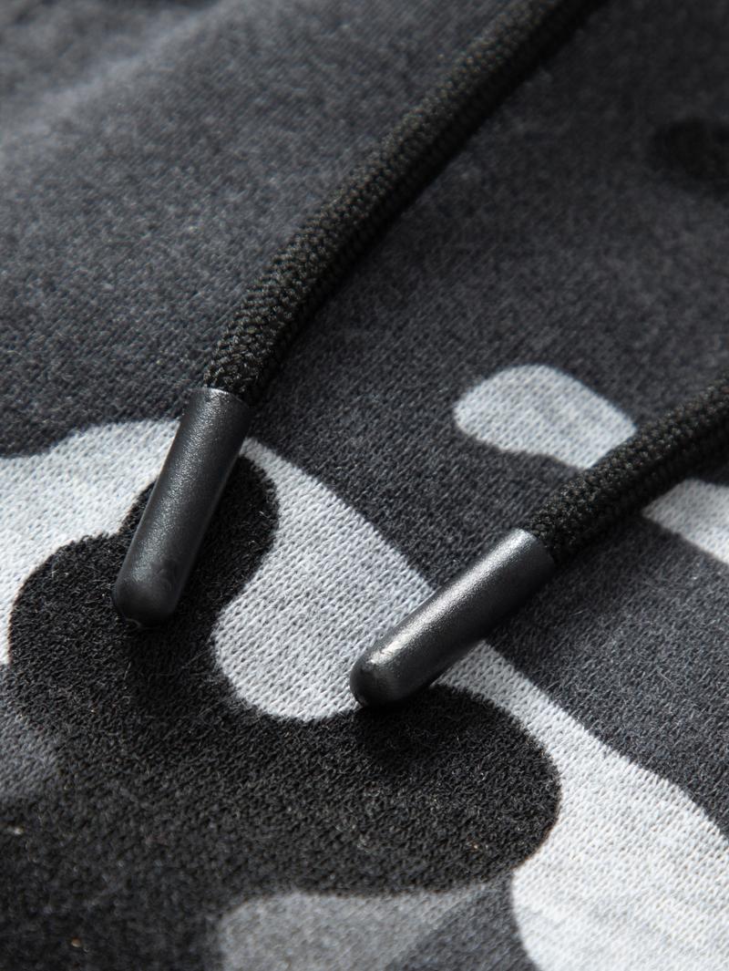 Men's Camouflage Hoodie Set Outdoor Casual Style with Adjustable Drawstring, Fits Snugly Around the Head. Top and Pants from the Same Series Feature Matching Camouflage Patterns. USA Letter Print Adds Trendy Style. Large Pocket on the Jacket and Drawstrin