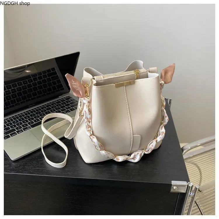 Women's Faux Leather Crossbody Bag - Scarf Chain Bucket Bag with Adjustable Strap, Stylish Casual Daily Sports & Outdoor Accessory, Handbag, Bucket Shape, Shoulder Crossbody, Female Bag