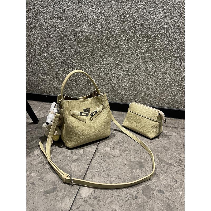Minimalist Soft Leather Bucket Bag Women's 2026 Kelly Texture Original Design Hand-held Shoulder Crossbody