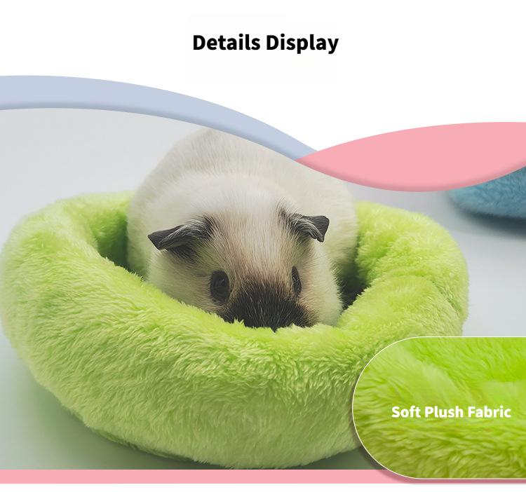 Macaron-style sleeping nest pad, suitable for hamsters, sugar gliders, squirrels, guinea pigs, dwarf rabbits, hedgehogs, etc.Made of comfortable material, available in sizes 7.87 inches and 5.51 inches.